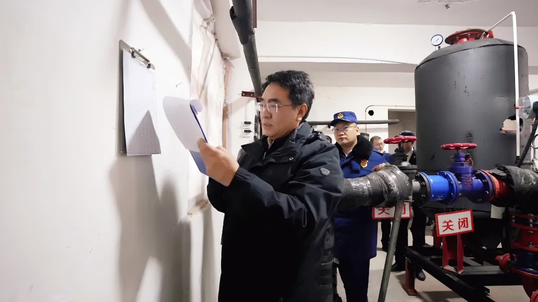 蘇煥喜調(diào)研督導(dǎo)高層建筑火災(zāi)風(fēng)險(xiǎn)隱患排查整治工作